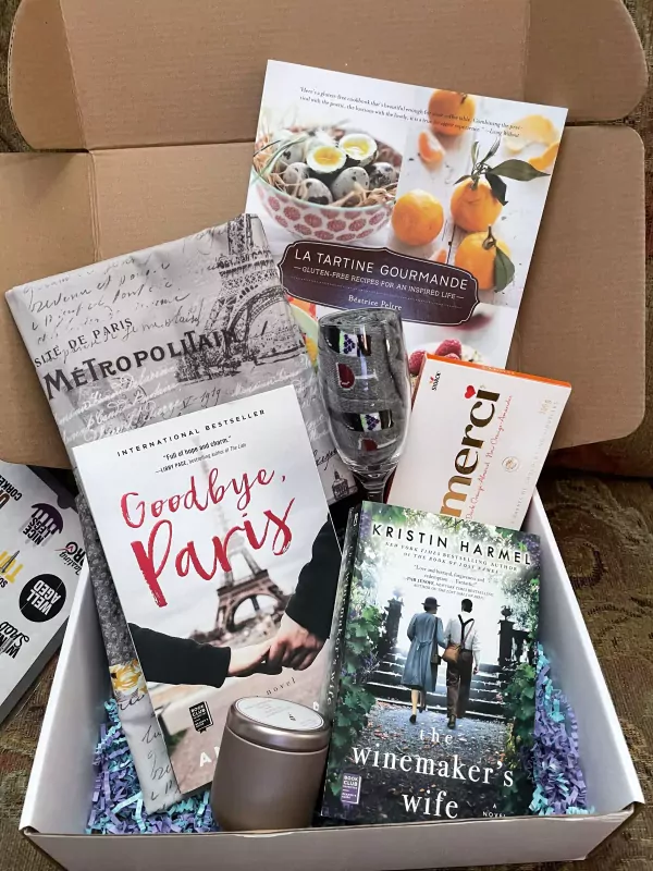 Book Lover Gift Box - Book Lover Gift Box